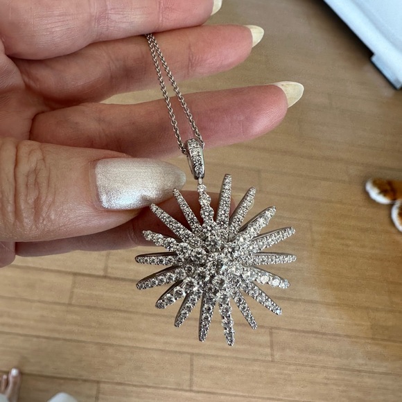 David yurman white gold and diamond large starburst pendant - Picture 3 of 6